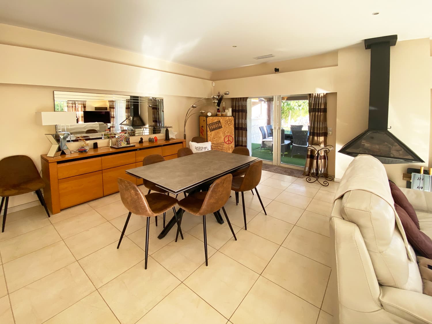 RECENT VILLA, NEAR BEACH AND VILLAGE