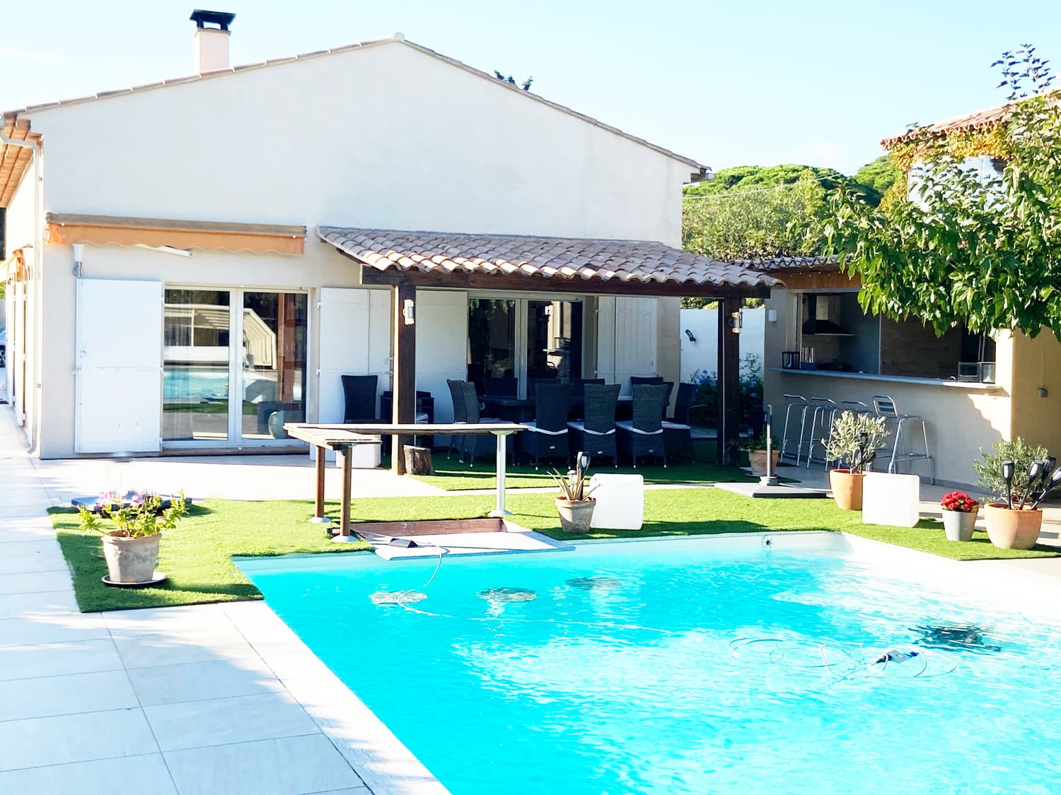 RECENT VILLA, NEAR BEACH AND VILLAGE