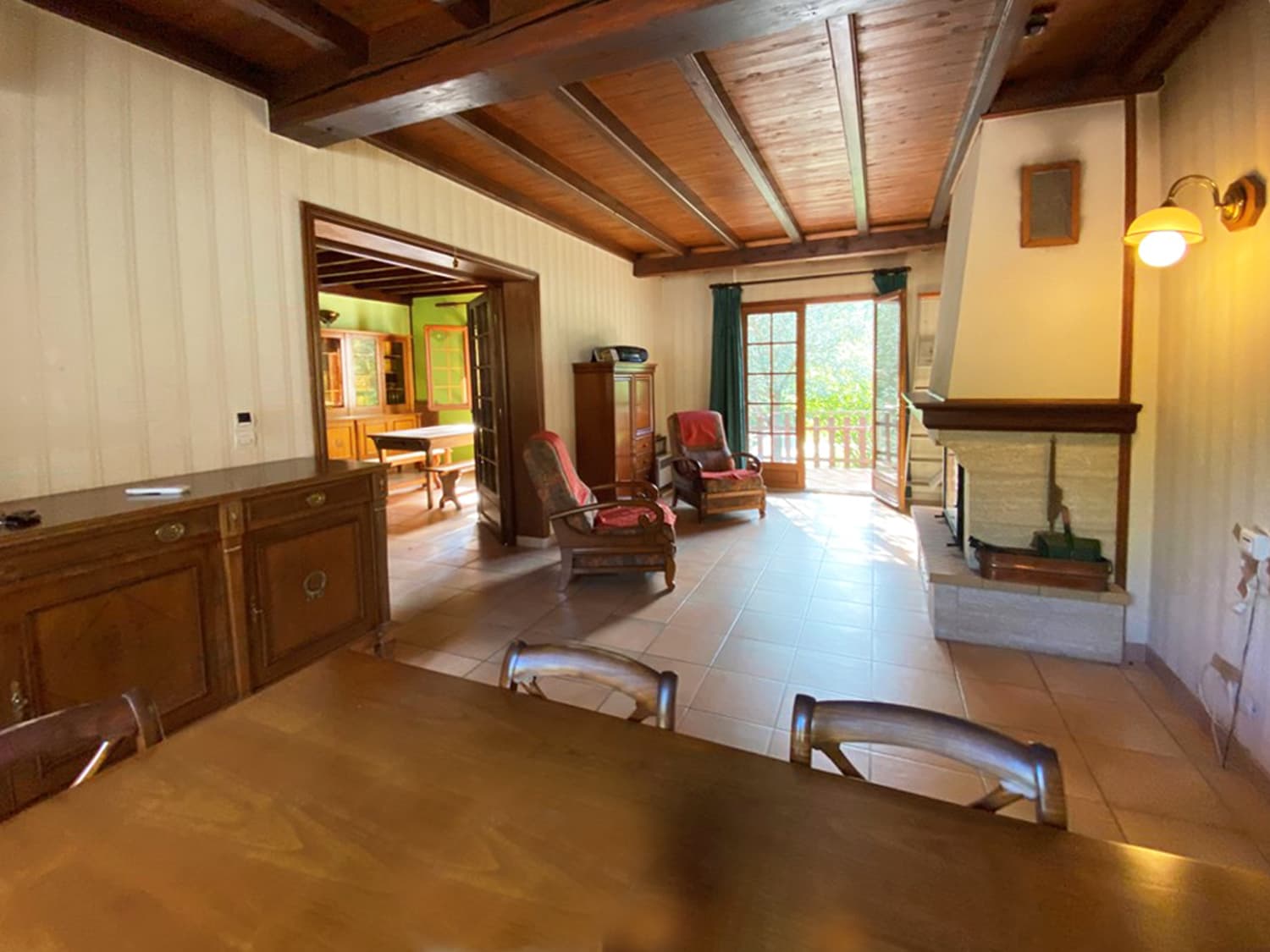HOUSE TO RENOVATE, POOL AND BEAUTIFUL LAND