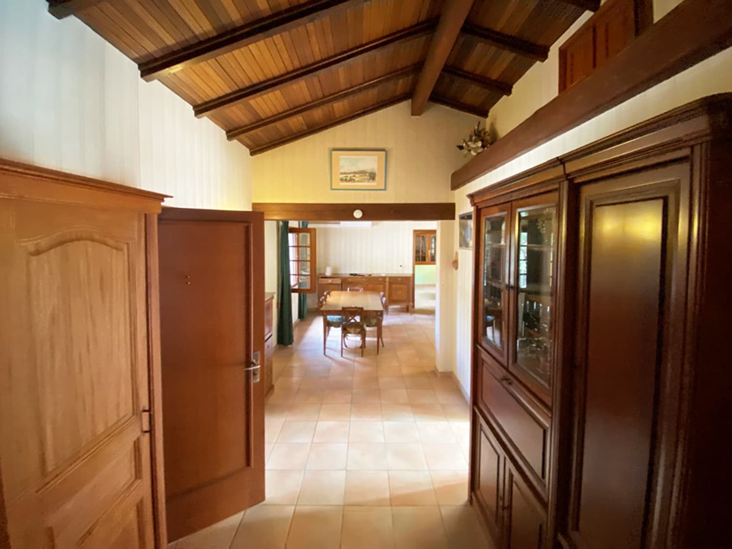 HOUSE TO RENOVATE, POOL AND BEAUTIFUL LAND