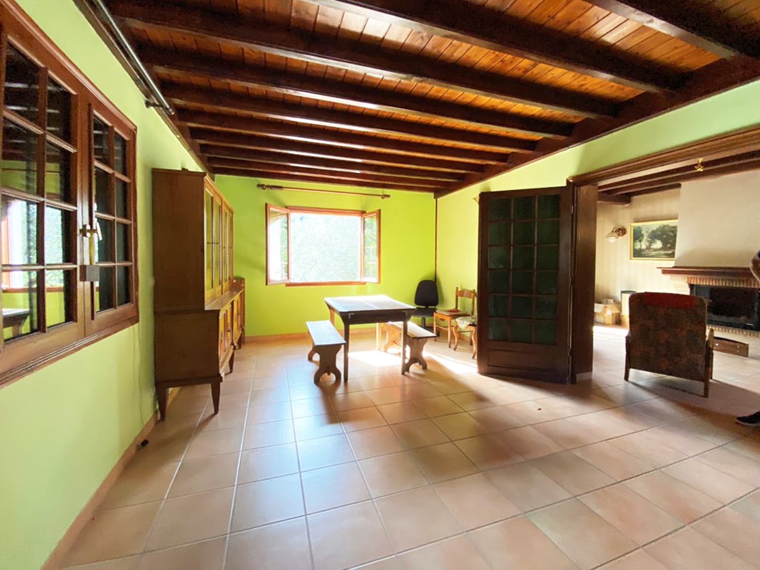 HOUSE TO RENOVATE, POOL AND BEAUTIFUL LAND