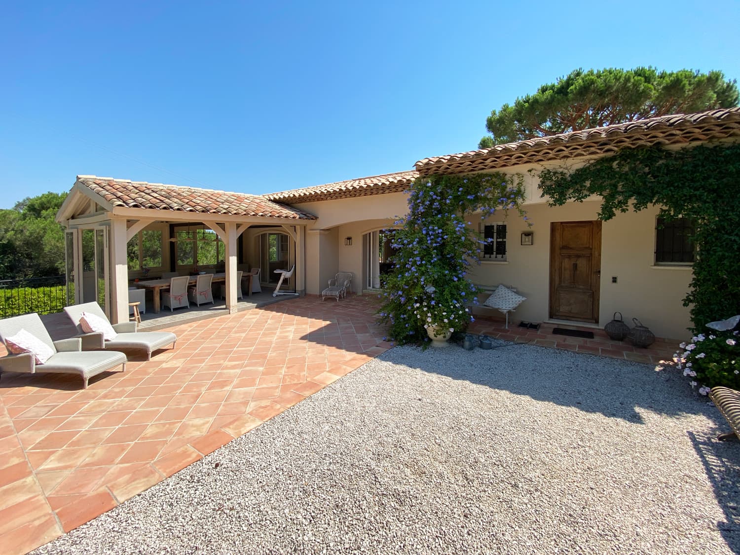 Vue mer, piscine et au calme: Villa avec 4 chambres