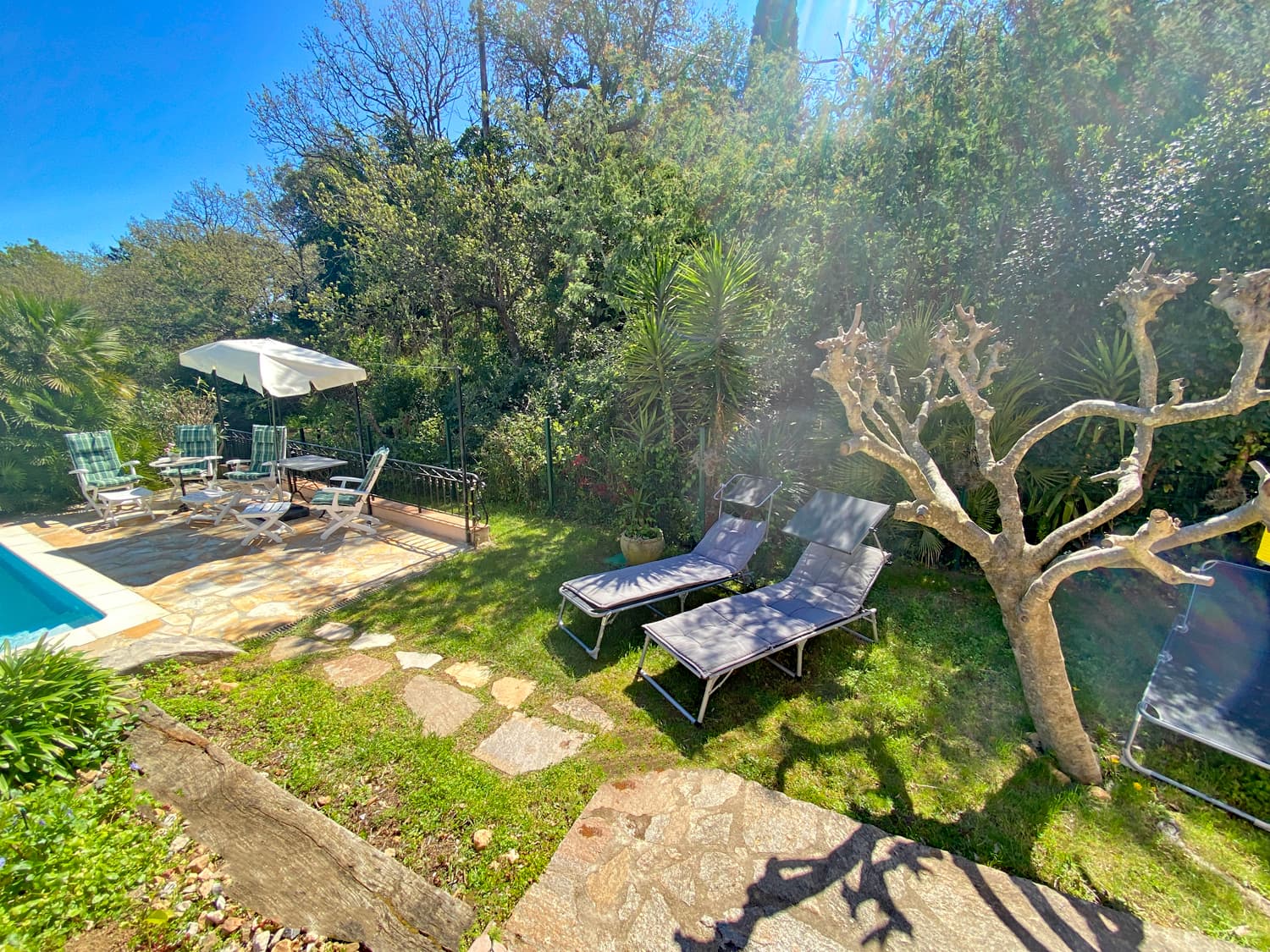 Schöne Villa in ruhiger Lage, Pool